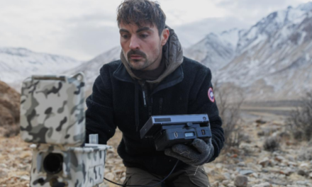 Dan O’Neill uses SmallHD Indie 7 for Rugged Wildlife Documentary